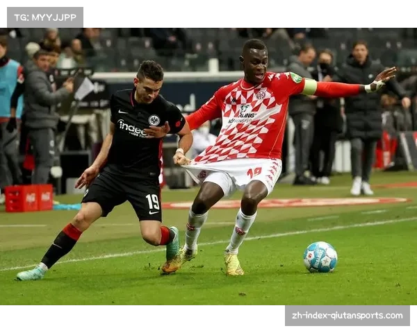 法兰克福前锋伯克特跻身射手榜前三 德甲生涯迎突破